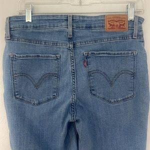 Levi’s women’s mid rise skinny jeans, size 10